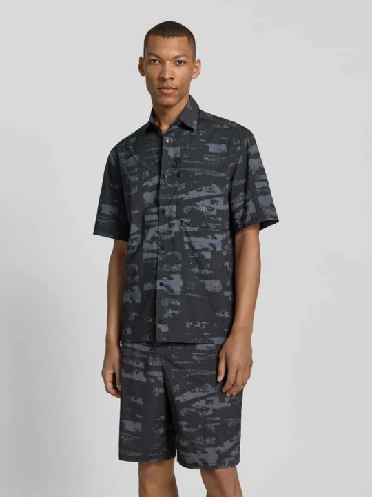 Zdjęcie produktu Koszula casualowa o kroju relaxed fit z kołnierzykiem typu kent model 'ST_GLOBE PRINT S' Boss Czarny