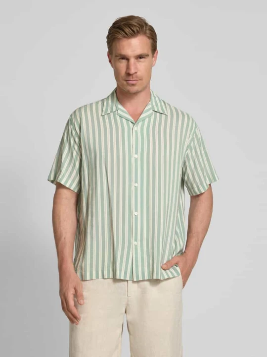 Zdjęcie produktu Koszula casualowa o kroju relaxed fit z mieszanki bawełny i modalu Selected Homme Czarny
