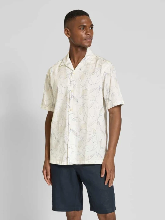 Zdjęcie produktu Koszula casualowa o kroju relaxed fit z rękawem o dł. 1 / 2 model ‘Beach’ FYNCH-HATTON Złamany biały
