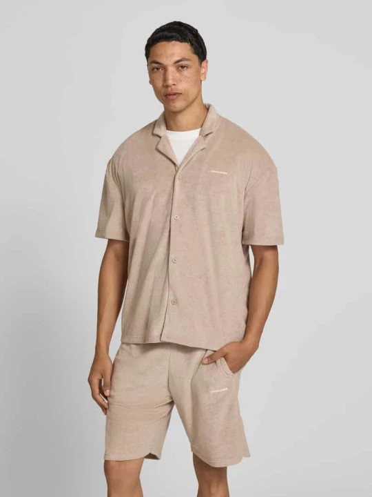 Zdjęcie produktu Koszula casualowa o kroju relaxed fit z wyhaftowanym logo model 'Nelas' Pegador