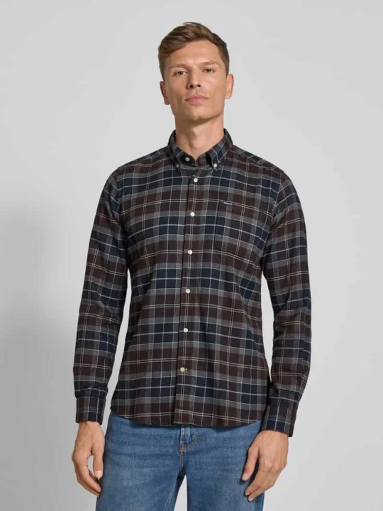 Zdjęcie produktu Koszula casualowa o kroju slim fit z czystej bawełny model ‘KYELOCH’ Barbour Ciemnobrązowy