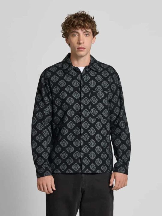Zdjęcie produktu Koszula casualowa o kroju slim fit z kieszenią na piersi model ‘AZTEK’ Jack&Jones Czarny