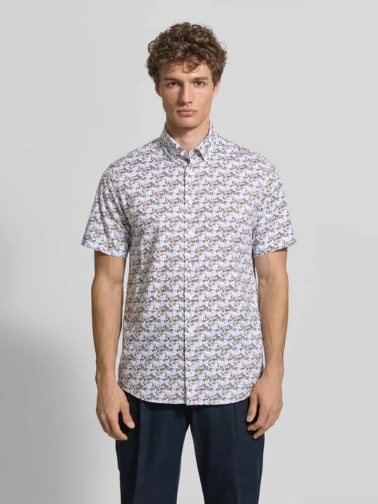 Zdjęcie produktu Koszula casualowa o kroju slim fit z kołnierzykiem typu button down Bugatti Jasnoniebieski
