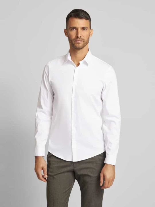 Zdjęcie produktu Koszula casualowa o kroju slim fit z kołnierzykiem typu kent lindbergh Złamany biały