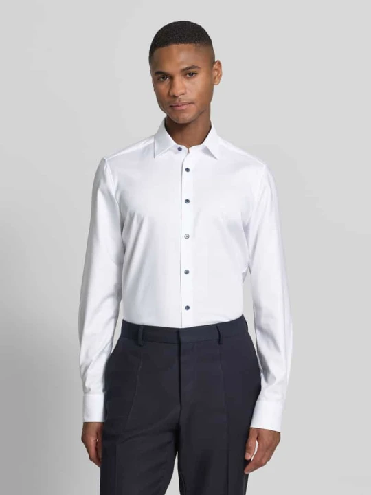 Zdjęcie produktu Koszula casual krój slim fit z kołnierzykiem kent OLYMP Level 5 Biały
