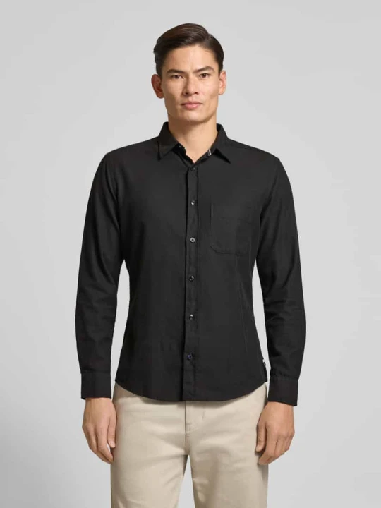 Zdjęcie produktu Koszula casualowa o kroju slim fit z kołnierzykiem typu kent OLYMP Level 5 Czarny