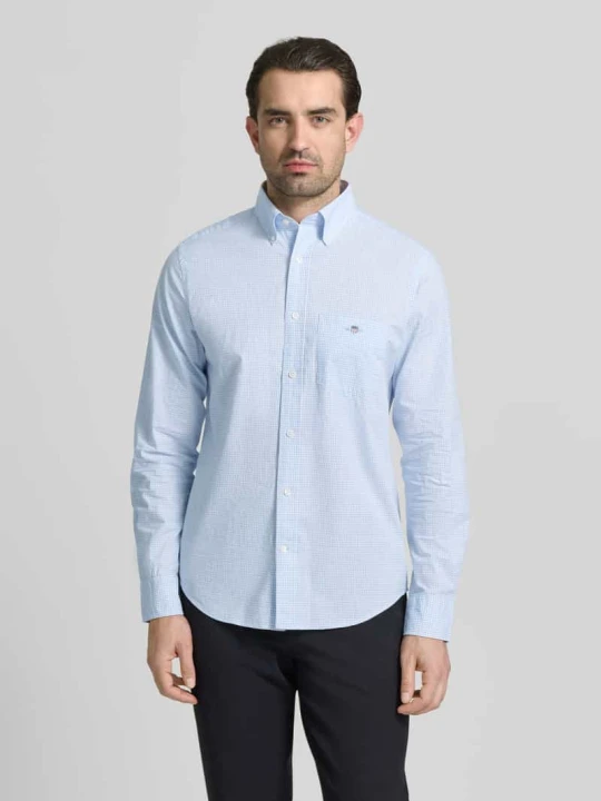 Zdjęcie produktu Koszula casualowa o kroju slim fit z wyhaftowanym logo Gant Jasnoniebieski