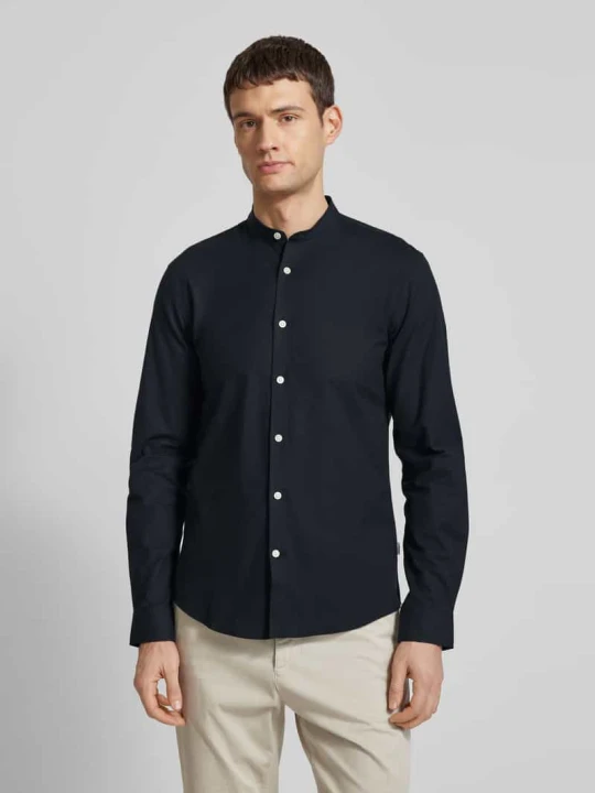 Zdjęcie produktu Koszula casualowa o kroju slim fit ze stójką lindbergh Czarny
