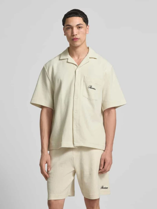 Zdjęcie produktu Koszula casualowa w kroju regular fit z przeszyciem z logo REVIEW Écru
