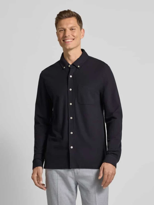 Zdjęcie produktu Koszula casualowa z kołnierzykiem typu button down FYNCH-HATTON Granatowy