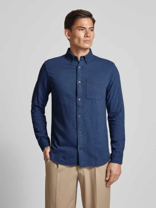Zdjęcie produktu Koszula casualowa z kołnierzykiem typu button down model ‘BROOK’ Jack&Jones Oceaniczny