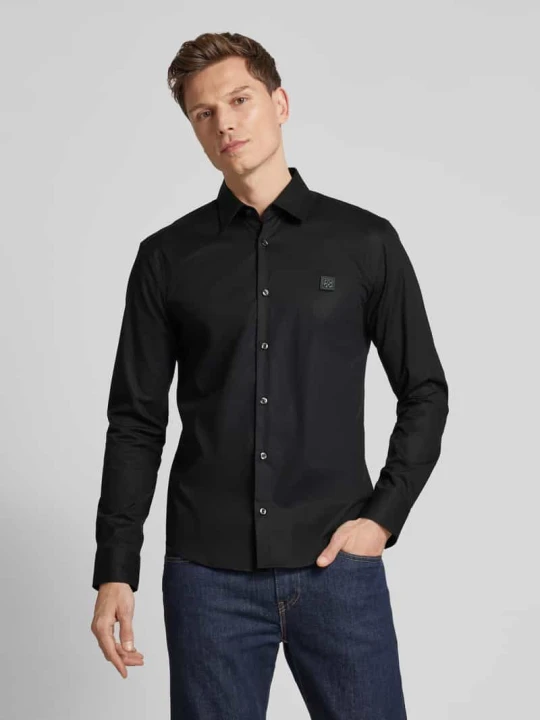 Zdjęcie produktu Koszula casualowa z listwą guzikową model ‘Ermo’ Hugo Czarny