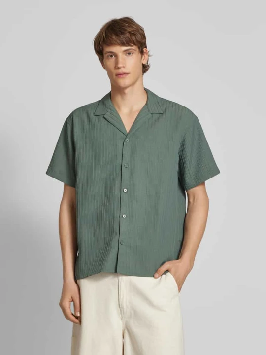 Zdjęcie produktu Koszula casualowa z listwą guzikową model ‘MASSIMO’ Jack&Jones Ciemnozielony