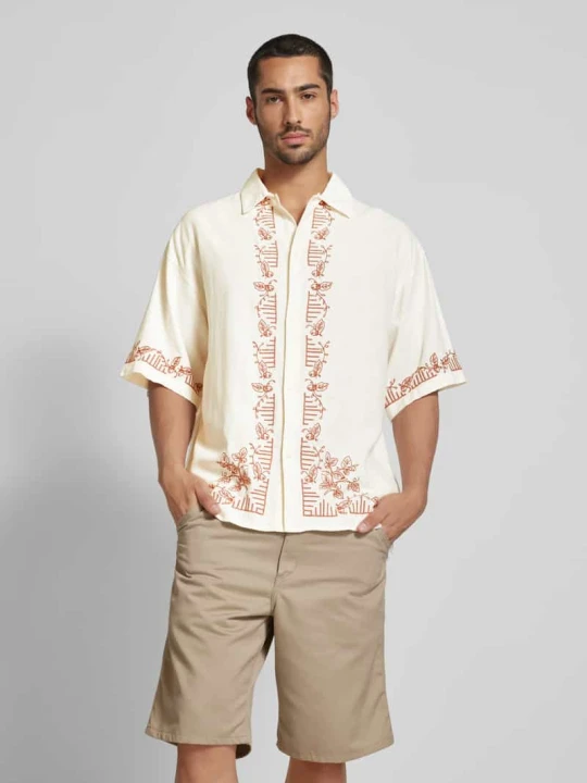 Zdjęcie produktu Koszula casualowa z mieszanki lnu i wiskozy model ‘ORMILOS’ Jack&Jones Biały