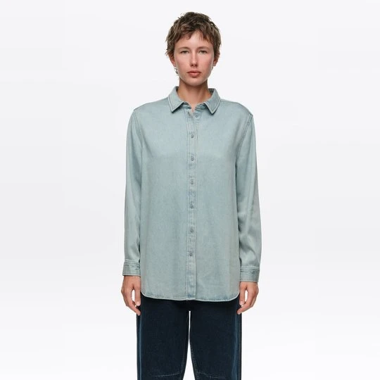 Zdjęcie produktu Koszula denim lejąca tkanina prosta jasnoniebieska BIMBA Y LOLA LIGHT BLUE