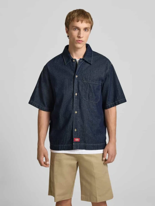 Zdjęcie produktu Koszula jeansowa o kroju relaxed fit z brustaszą Dickies Jeansowy niebieski