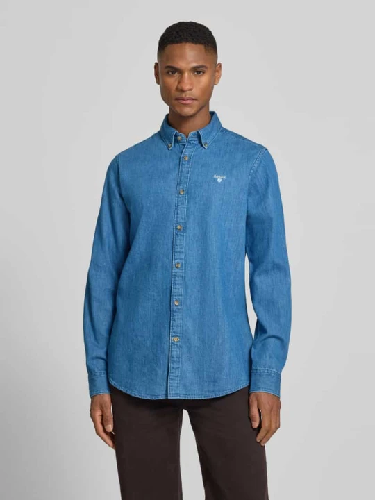 Zdjęcie produktu Koszula jeansowa w kroju slim fit z czystej bawełny Barbour Jeansowy niebieski