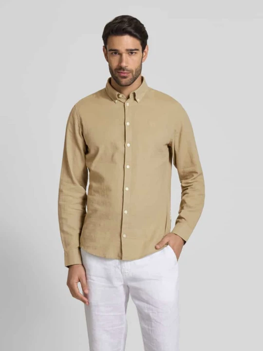 Zdjęcie produktu Koszula lniana o kroju regular fit z kołnierzykiem typu button down model ‘Anton’ Casual Friday Jasnobrązowy