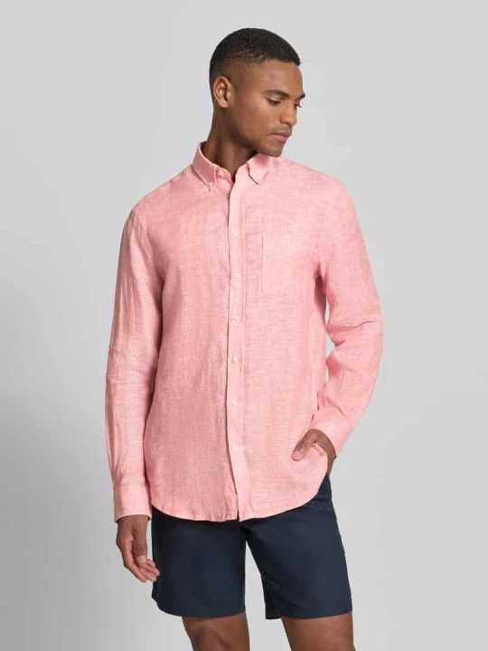 Zdjęcie produktu Koszula lniana o kroju slim fit z brustaszą Christian Berg Łososiowy