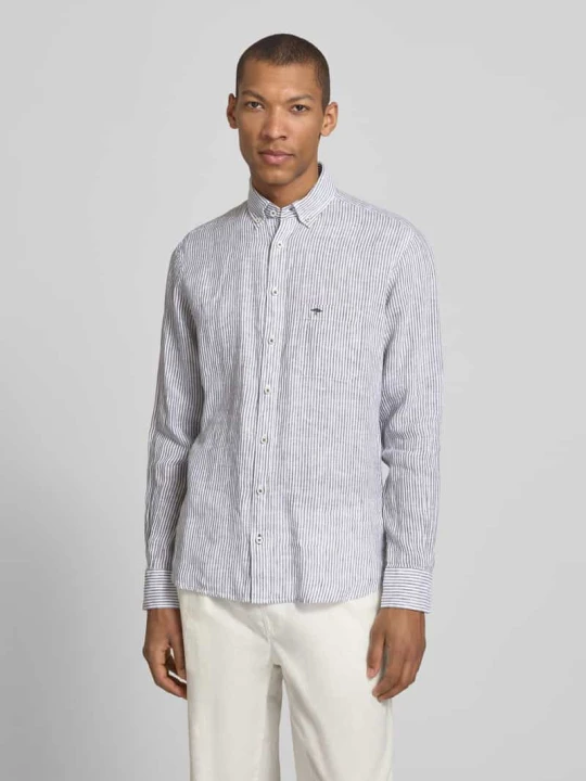 Zdjęcie produktu Koszula lniana w kroju slim fit z kołnierzykiem typu button-down FYNCH-HATTON Oliwkowy