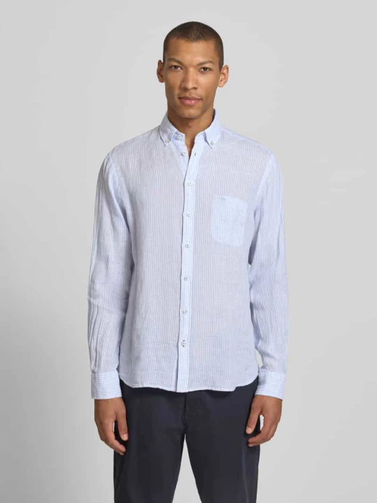 Zdjęcie produktu Koszula lniana w kroju slim fit z kołnierzykiem typu button-down FYNCH-HATTON Jasnoniebieski