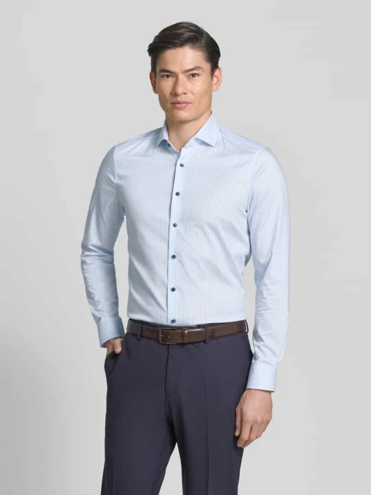 Zdjęcie produktu Koszula o kroju slim fit biznes z kołnierzykiem typu kent OLYMP Level 5 Błękitny
