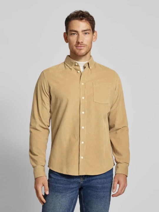 Zdjęcie produktu Koszula sztruksowa o kroju regular fit z kołnierzykiem typu button down model ‘ANTON’ Casual Friday Beżowy