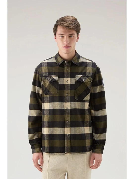 Zdjęcie produktu Woolrich Koszula "Trail" - Regular fit - w kolorze oliwkowo-czarno-beżowym rozmiar: S
