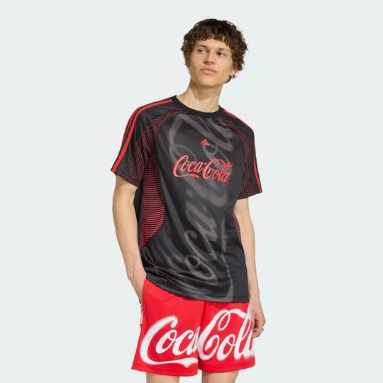 Zdjęcie produktu Koszulka adidas x Coca-Cola Teamgeist 26 czarny