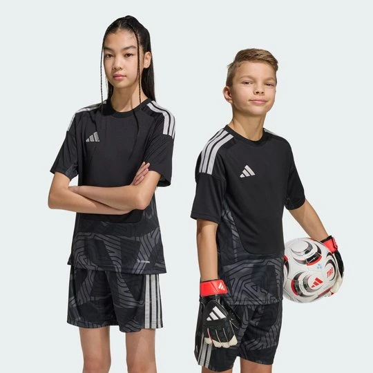 Zdjęcie produktu KOSZULKA BRAMKARSKA Z KRÓTKIM RĘKAWEM TIRO26 COMPETITION Adidas czarny