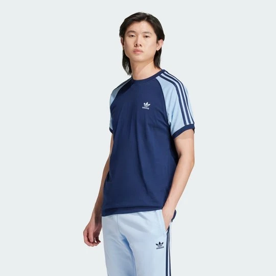 Zdjęcie produktu Koszulka Colorblocked 3-Stripes Adidas niebieski
