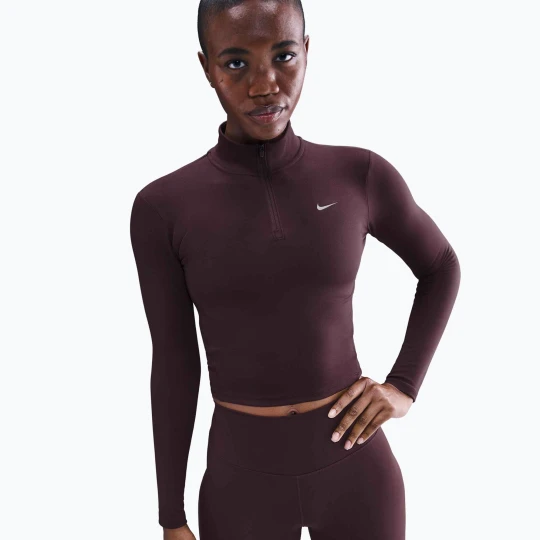 Zdjęcie produktu Longsleeve damski Nike One Fitted Dri-Fit 1/4 Zip Mid Layer burgundy crush/white Bordowy
