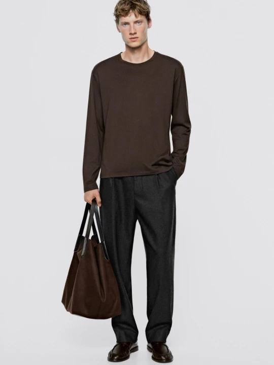 Zdjęcie produktu Koszulka Długi Rękaw 100% Bawełna - Limited Edition - Czekoladowy - Massimo Dutti - Male