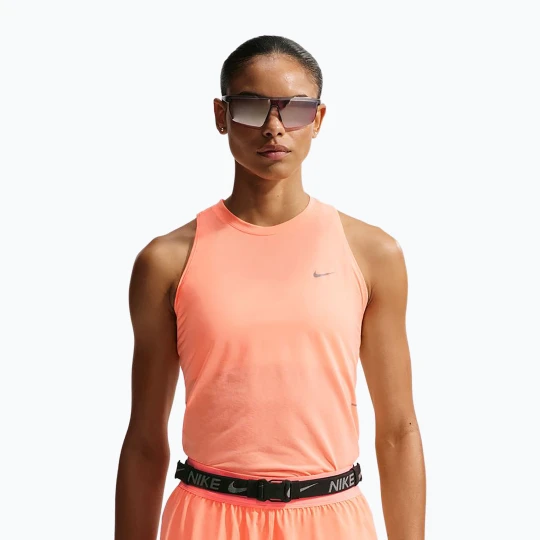 Zdjęcie produktu Koszulka do biegania damska Nike Swift Breathe Dri-Fit orange pulse / photon dust