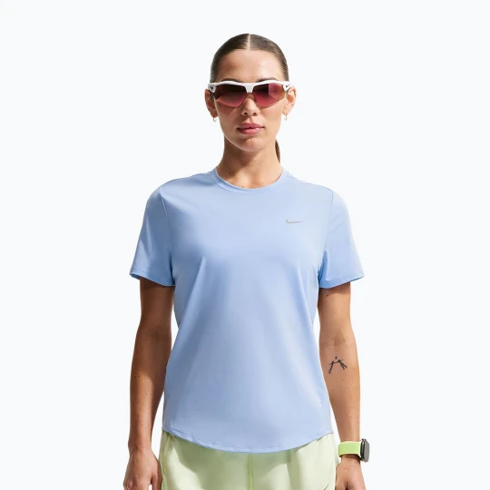 Zdjęcie produktu Koszulka do biegania damska Nike Swift Dri-Fit aluminum Niebieski