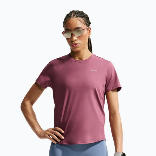 Zdjęcie produktu Koszulka do biegania damska Nike Swift Dri-Fit pink smoke
