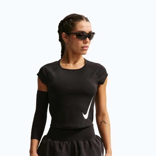 Zdjęcie produktu Koszulka do biegania damska Nike Swoosh Run Dri-Fit black / white / white