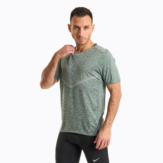 Zdjęcie produktu Koszulka do biegania męska Nike Dri-Fit Rise 365 vintage green/heather