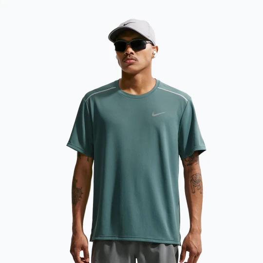Zdjęcie produktu Koszulka do biegania męska Nike Miler Dri-Fit UV mineral slate Zielony