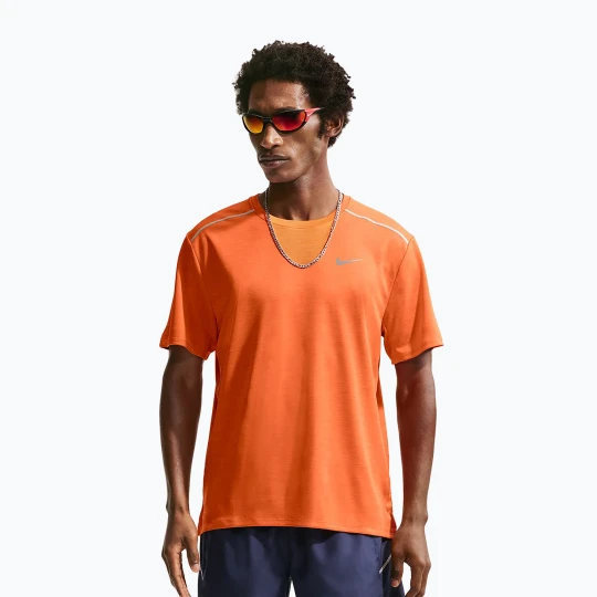 Zdjęcie produktu Koszulka do biegania męska Nike Miler Dri-Fit UV safety orange