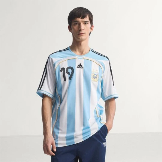 Zdjęcie produktu Koszulka domowa Argentyna 2006 Messi Adidas biały