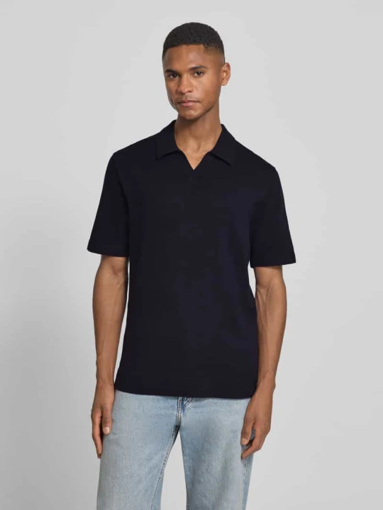 Zdjęcie produktu Koszulka dzianinowa z dekoltem w serek Model 'MILANO' Jack&Jones Granatowy