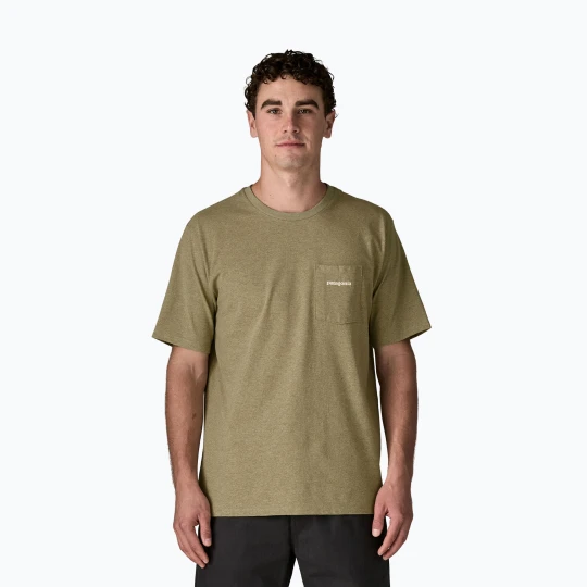 Zdjęcie produktu Koszulka męska Patagonia Boardshort Logo Pocket Responsibili gumtree green