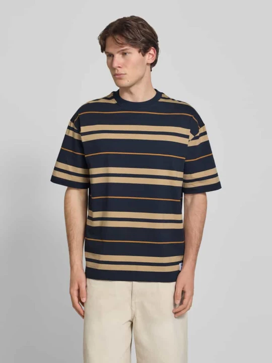 Zdjęcie produktu Koszulka o kroju oversized z czystej bawełny model 'NIVARSI' Hugo Ciemnoniebieski