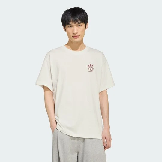 Zdjęcie produktu KOSZULKA O OBSZERNYM KROJU Z GRAFIKĄ SURF SHOP Adidas Core White