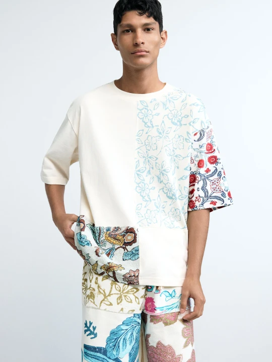 Zdjęcie produktu Koszulka patchwork Desigual biały