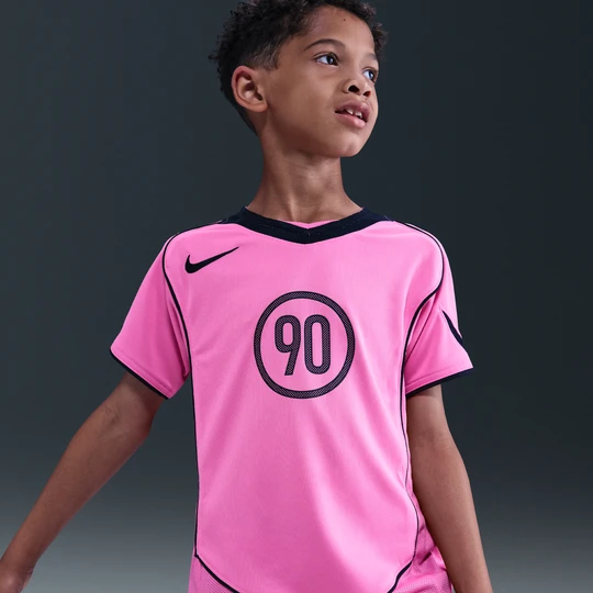 Zdjęcie produktu Koszulka piłkarska dla dużych dzieci Dri-FIT Nike Total 90 - Różowy