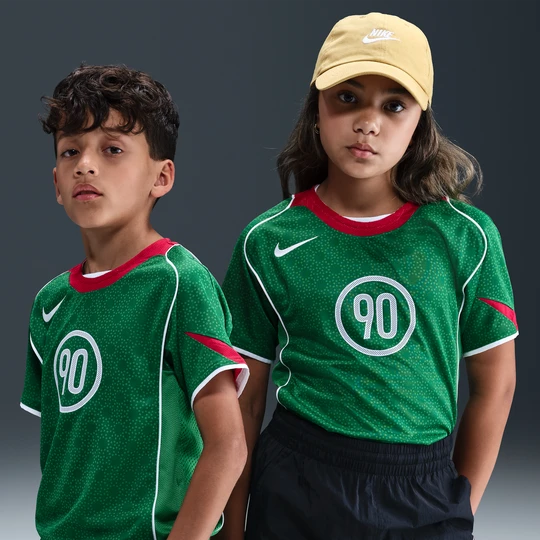 Zdjęcie produktu Koszulka piłkarska dla dużych dzieci Dri-FIT Nike Total 90 - Zieleń