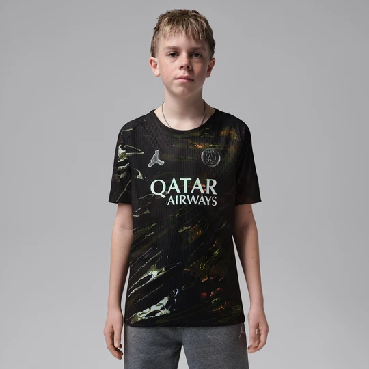 Zdjęcie produktu Koszulka piłkarska dla dużych dzieci Jordan Dri-FIT ADV Authentic Paris Saint-Germain Match Night Edition 2026 - Czerń