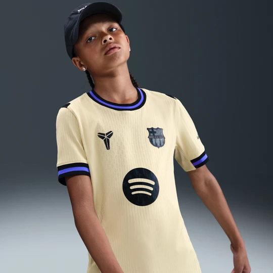 Zdjęcie produktu Koszulka piłkarska dla dużych dzieci Kobe Dri-FIT ADV Authentic FC Barcelona Match 2025/26 (wersja wyjazdowa) - Brązowy Nike